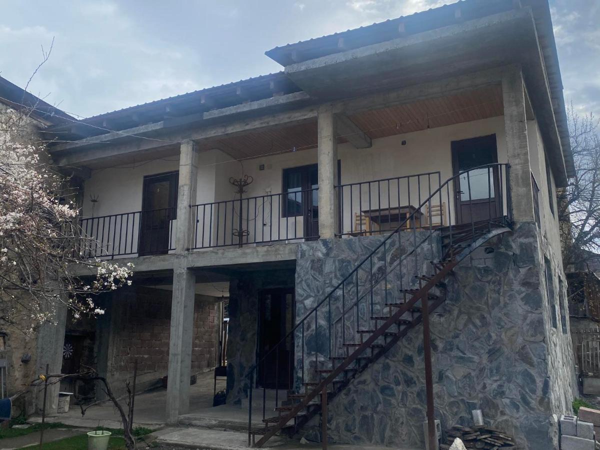 Guesthouse Venera Местія Екстер'єр фото